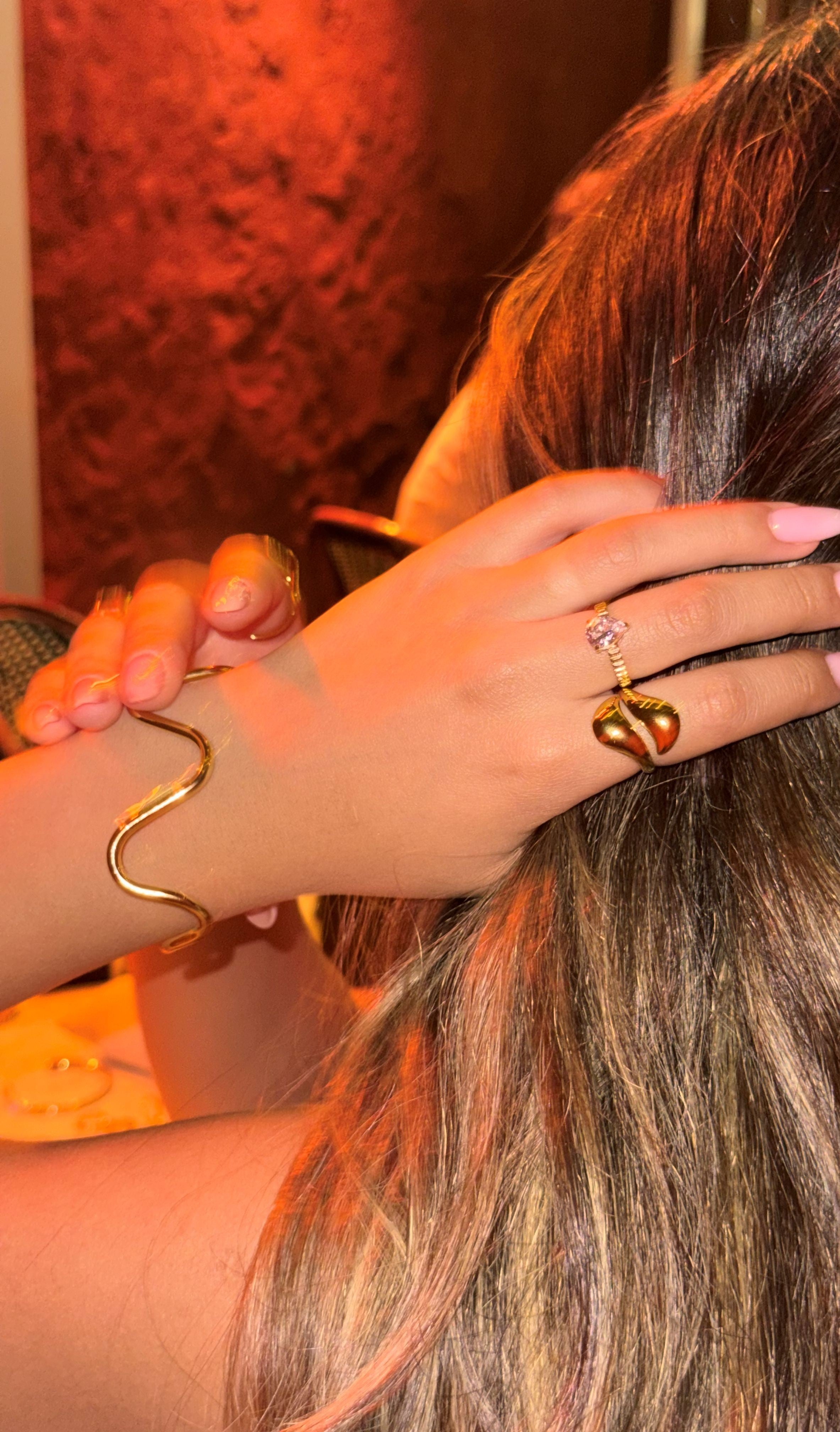WAVE BRACELET