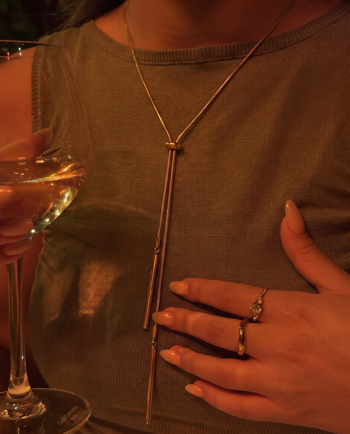 AVEN NECKLACE